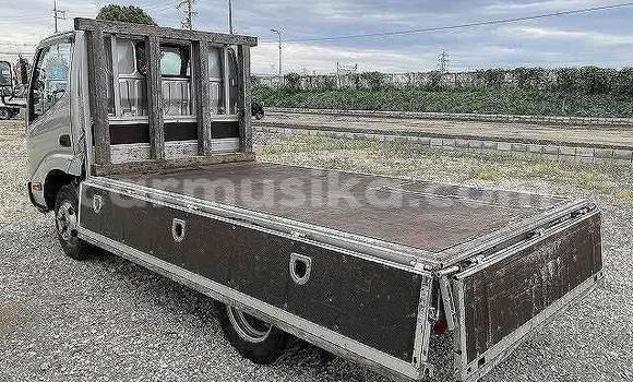 Buy Used Toyota Dyna Other Truck in Beitbridge in Matabeleland South Buy Used Toyota Dyna Other Truck in Beitbridge in Matabeleland South