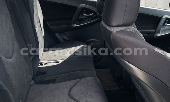 Acheter Occasion Voiture Toyota RAV4 Blanc à Beitbridge, Matabeleland South Acheter Occasion Voiture Toyota RAV4 Blanc à Beitbridge, Matabeleland South