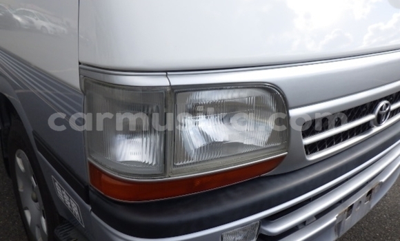 Nunua Ilio tumika Toyota Hiace Nyingine Gari ndani ya Beitbridge nchini Matabeleland Kusini Nunua Ilio tumika Toyota Hiace Nyingine Gari ndani ya Beitbridge nchini Matabeleland Kusini