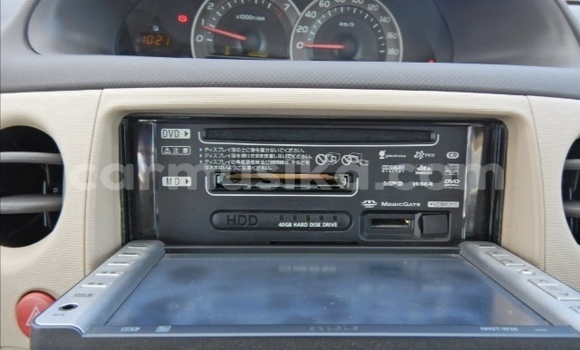 Nunua Ilio tumika Toyota Sienta Kijani Gari ndani ya Beitbridge nchini Matabeleland Kusini Nunua Ilio tumika Toyota Sienta Kijani Gari ndani ya Beitbridge nchini Matabeleland Kusini