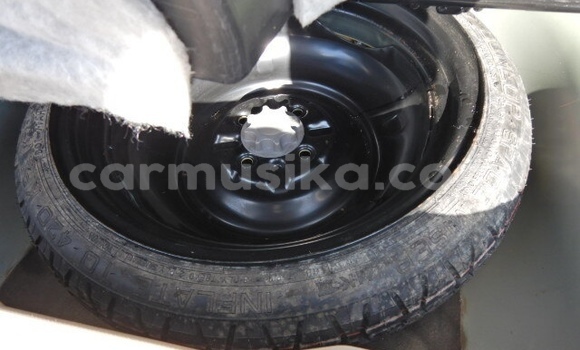 Nunua Ilio tumika Toyota Sienta Kijani Gari ndani ya Beitbridge nchini Matabeleland Kusini Nunua Ilio tumika Toyota Sienta Kijani Gari ndani ya Beitbridge nchini Matabeleland Kusini