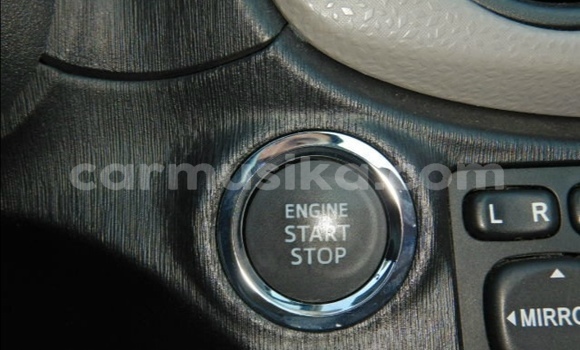 Nunua Ilio tumika Toyota Vitz Beige Gari ndani ya Beitbridge nchini Matabeleland Kusini Nunua Ilio tumika Toyota Vitz Beige Gari ndani ya Beitbridge nchini Matabeleland Kusini