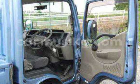 Tenga Tsaru Nissan Evalia Bhuruu Rori in Beitbridge in Matabeleland South Tenga Tsaru Nissan Evalia Bhuruu Rori in Beitbridge in Matabeleland South