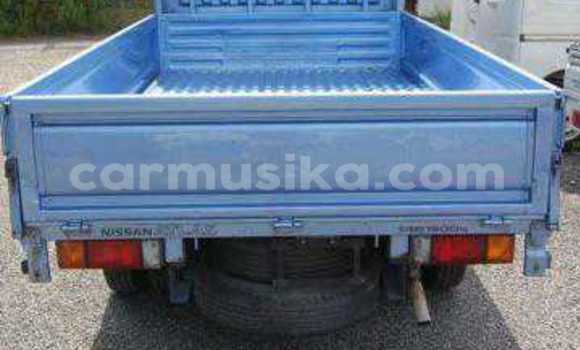 Tenga Tsaru Nissan Evalia Bhuruu Rori in Beitbridge in Matabeleland South Tenga Tsaru Nissan Evalia Bhuruu Rori in Beitbridge in Matabeleland South