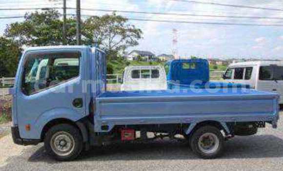 Tenga Tsaru Nissan Evalia Bhuruu Rori in Beitbridge in Matabeleland South Tenga Tsaru Nissan Evalia Bhuruu Rori in Beitbridge in Matabeleland South