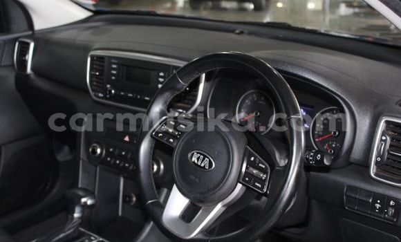 Acheter Occasion Voiture Kia Sportage Bleu à Beitbridge, Matabeleland South Acheter Occasion Voiture Kia Sportage Bleu à Beitbridge, Matabeleland South