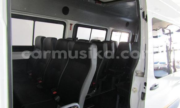 Acheter Occasion Utilitaire Mercedes‒Benz Sprinter Blanc à Beitbridge, Matabeleland South Acheter Occasion Utilitaire Mercedes‒Benz Sprinter Blanc à Beitbridge, Matabeleland South