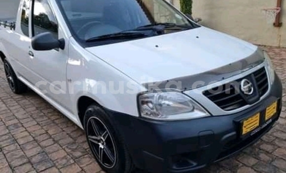 Tenga Tsaru Nissan NV200 Chena Mota in Beitbridge in Matabeleland South