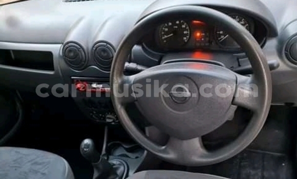 Buy Used Nissan NV200 White Car in Beitbridge in Matabeleland South Buy Used Nissan NV200 White Car in Beitbridge in Matabeleland South