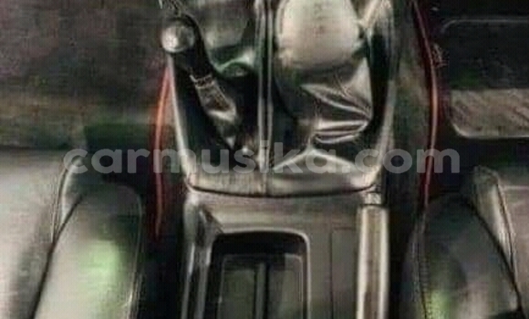 Buy Used Toyota Hilux White Car in Beitbridge in Matabeleland South Buy Used Toyota Hilux White Car in Beitbridge in Matabeleland South