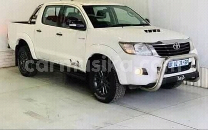 Big with watermark toyota hilux matabeleland south beitbridge 27252