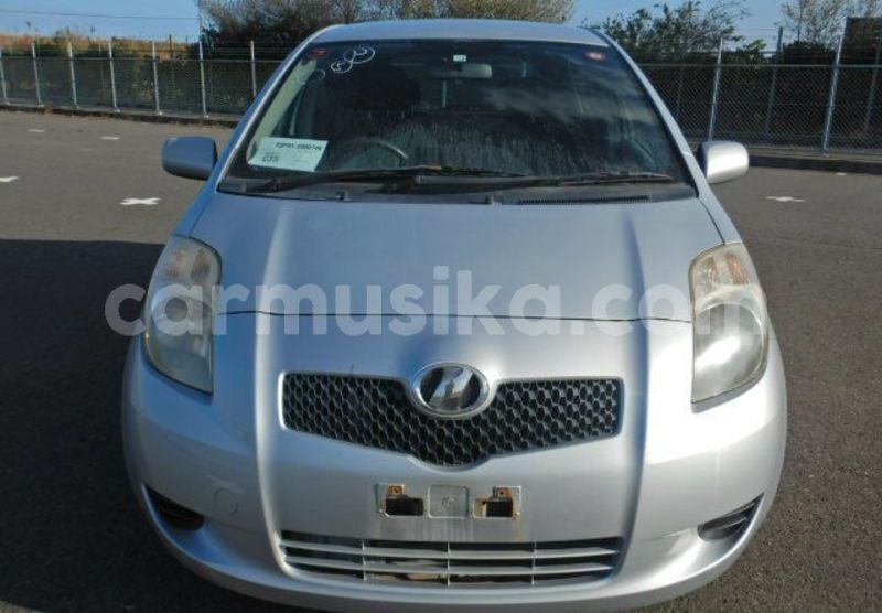 Big with watermark toyota vitz matabeleland south beitbridge 27255