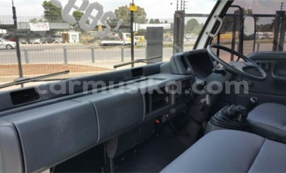 Nunua Ilio tumika Nissan Pickup Nyeupe Gari ndani ya Beitbridge nchini Matabeleland Kusini Nunua Ilio tumika Nissan Pickup Nyeupe Gari ndani ya Beitbridge nchini Matabeleland Kusini