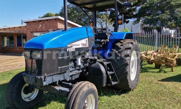Tenga Tsaru Ford E 150 Cargo Van Zvimwe Rori in Beitbridge in Matabeleland South Tenga Tsaru Ford E 150 Cargo Van Zvimwe Rori in Beitbridge in Matabeleland South