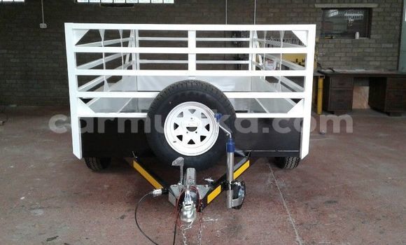 Acheter Occasion Utilitaire Powerstar 2628 Blanc à Beitbridge, Matabeleland South Acheter Occasion Utilitaire Powerstar 2628 Blanc à Beitbridge, Matabeleland South