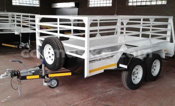 Acheter Occasion Utilitaire Powerstar 2628 Blanc à Beitbridge, Matabeleland South Acheter Occasion Utilitaire Powerstar 2628 Blanc à Beitbridge, Matabeleland South