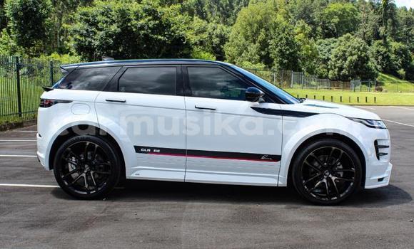 Tenga Tsaru Land Rover Range Rover Evoque Chena Mota in Beitbridge in Matabeleland South Tenga Tsaru Land Rover Range Rover Evoque Chena Mota in Beitbridge in Matabeleland South