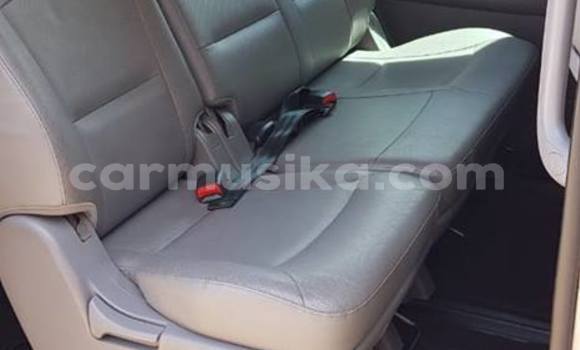 Acheter Occasion Voiture Hyundai H1 Gris à Beitbridge, Matabeleland South Acheter Occasion Voiture Hyundai H1 Gris à Beitbridge, Matabeleland South