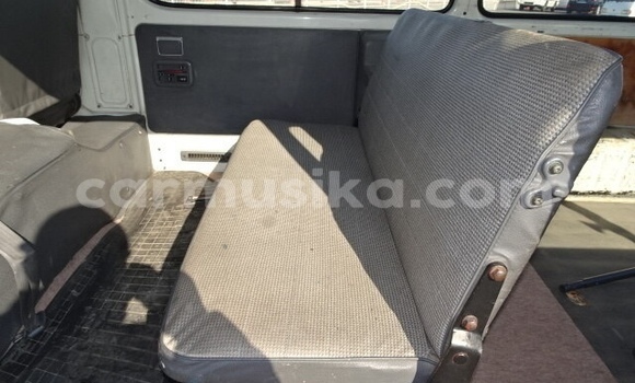 Tenga Tsaru Toyota Hiace Chena Mota in Beitbridge in Matabeleland South Tenga Tsaru Toyota Hiace Chena Mota in Beitbridge in Matabeleland South