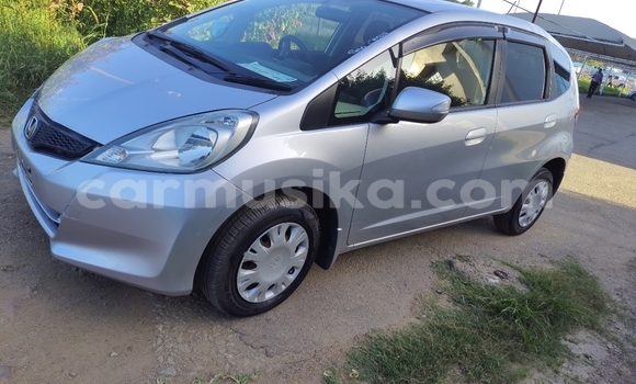 Buy Import Honda Fit Silver Car in Harare in Harare Buy Import Honda Fit Silver Car in Harare in Harare