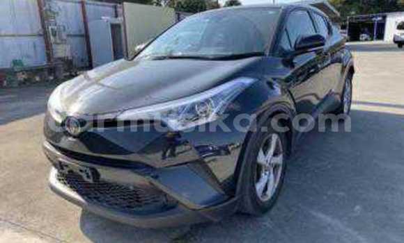 Buy Used Toyota C-HR Silver Car in Beitbridge in Matabeleland South