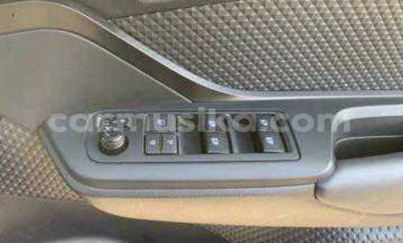 Tenga Tsaru Toyota C-HR Sirivha Mota in Beitbridge in Matabeleland South Tenga Tsaru Toyota C-HR Sirivha Mota in Beitbridge in Matabeleland South