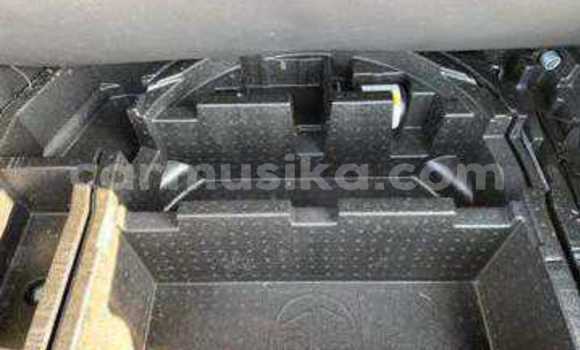 Tenga Tsaru Toyota C-HR Sirivha Mota in Beitbridge in Matabeleland South Tenga Tsaru Toyota C-HR Sirivha Mota in Beitbridge in Matabeleland South