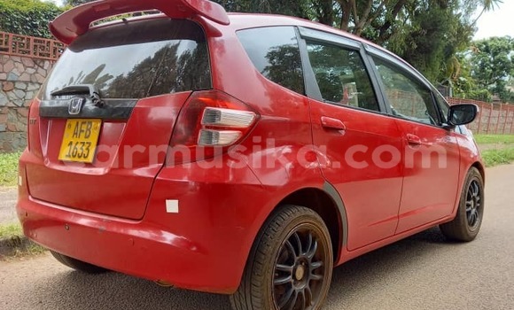 Tenga Tsaru Honda Fit Tsvuku Mota in Harare in Harare Tenga Tsaru Honda Fit Tsvuku Mota in Harare in Harare