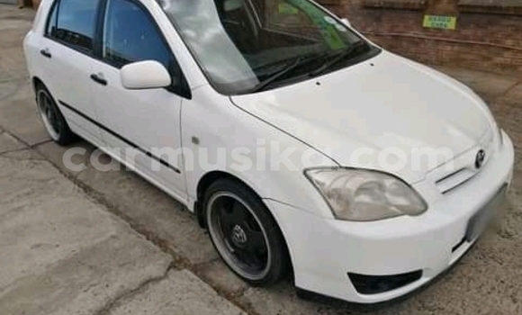 Buy Used Toyota Runx White Car in Beitbridge in Matabeleland South Buy Used Toyota Runx White Car in Beitbridge in Matabeleland South
