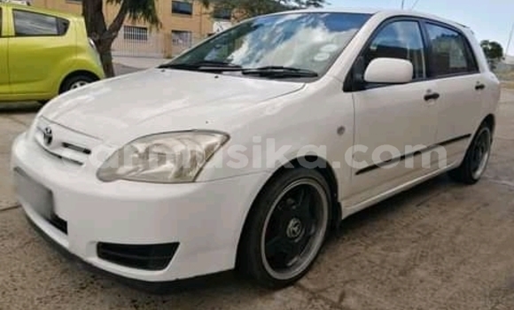Buy Used Toyota Runx White Car in Beitbridge in Matabeleland South Buy Used Toyota Runx White Car in Beitbridge in Matabeleland South