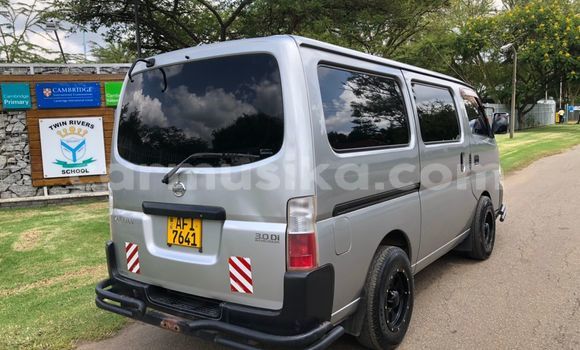 Tenga Tsaru Nissan Caravan Sirivha Mota in Harare in Harare Tenga Tsaru Nissan Caravan Sirivha Mota in Harare in Harare