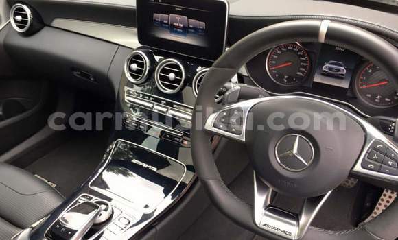 Acheter Occasion Voiture Mercedes‒Benz C-klasse AMG Blanc à Beitbridge, Matabeleland South Acheter Occasion Voiture Mercedes‒Benz C-klasse AMG Blanc à Beitbridge, Matabeleland South