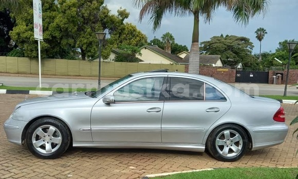 Tenga Tsaru MercedesâBenz EâClass Sirivha Mota in Harare in Harare Tenga Tsaru MercedesâBenz EâClass Sirivha Mota in Harare in Harare