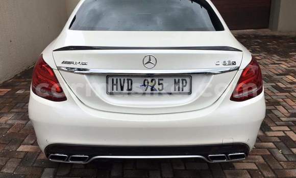 Acheter Occasion Voiture Mercedes‒Benz C-klasse AMG Blanc à Beitbridge, Matabeleland South Acheter Occasion Voiture Mercedes‒Benz C-klasse AMG Blanc à Beitbridge, Matabeleland South