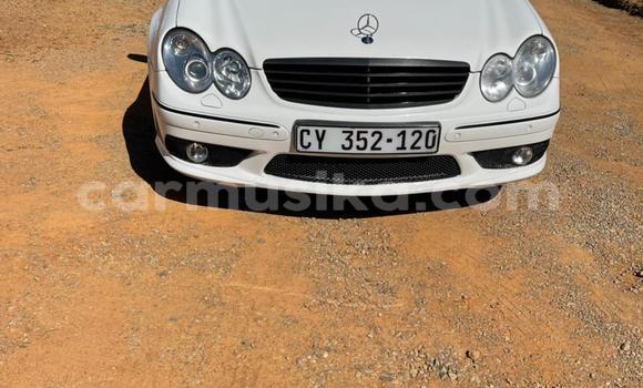 Tenga Tsaru Mercedes-Benz C-Classe Chena Mota in Beitbridge in Matabeleland South Tenga Tsaru Mercedes-Benz C-Classe Chena Mota in Beitbridge in Matabeleland South
