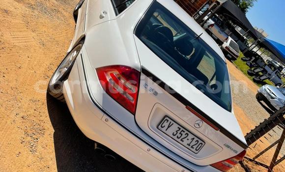 Tenga Tsaru Mercedes-Benz C-Classe Chena Mota in Beitbridge in Matabeleland South Tenga Tsaru Mercedes-Benz C-Classe Chena Mota in Beitbridge in Matabeleland South