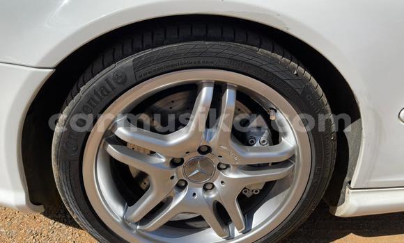 Tenga Tsaru Mercedes-Benz C-Classe Chena Mota in Beitbridge in Matabeleland South Tenga Tsaru Mercedes-Benz C-Classe Chena Mota in Beitbridge in Matabeleland South