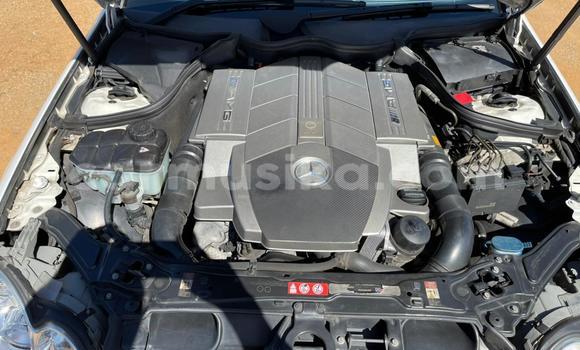 Tenga Tsaru Mercedes-Benz C-Classe Chena Mota in Beitbridge in Matabeleland South Tenga Tsaru Mercedes-Benz C-Classe Chena Mota in Beitbridge in Matabeleland South