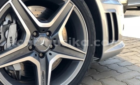 Acheter Occasion Voiture Mercedes‒Benz C-klasse AMG Gris à Beitbridge, Matabeleland South Acheter Occasion Voiture Mercedes‒Benz C-klasse AMG Gris à Beitbridge, Matabeleland South