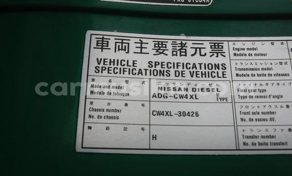 Buy Used Nissan AD Green Car in Beitbridge in Matabeleland South Buy Used Nissan AD Green Car in Beitbridge in Matabeleland South