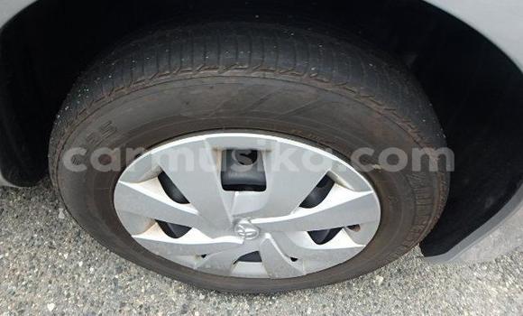 Acheter Occasion Voiture Toyota Vitz Gris à Beitbridge, Matabeleland South Acheter Occasion Voiture Toyota Vitz Gris à Beitbridge, Matabeleland South