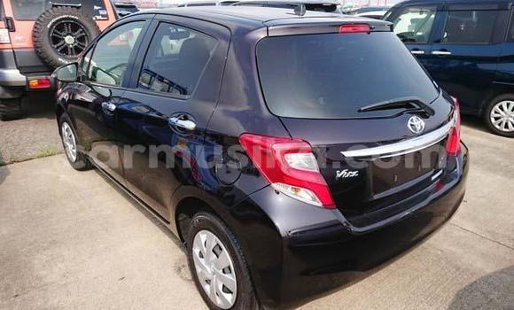 Buy Used Toyota Vitz Black Car in Beitbridge in Matabeleland South Buy Used Toyota Vitz Black Car in Beitbridge in Matabeleland South