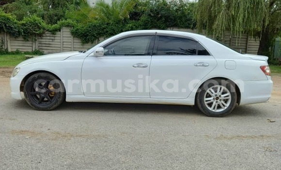 Tenga Tsaru Toyota Mark X Chena Mota in Harare in Harare Tenga Tsaru Toyota Mark X Chena Mota in Harare in Harare