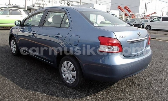 Acheter Occasion Voiture Toyota Belta Bleu à Beitbridge, Matabeleland South Acheter Occasion Voiture Toyota Belta Bleu à Beitbridge, Matabeleland South