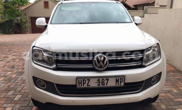 Acheter Occasion Voiture Volkswagen Amarok Blanc à Beitbridge, Matabeleland South Acheter Occasion Voiture Volkswagen Amarok Blanc à Beitbridge, Matabeleland South
