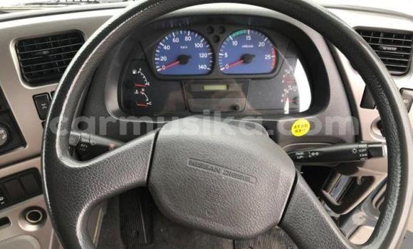 Buy Used Nissan 720 Other Car in Beitbridge in Matabeleland South Buy Used Nissan 720 Other Car in Beitbridge in Matabeleland South