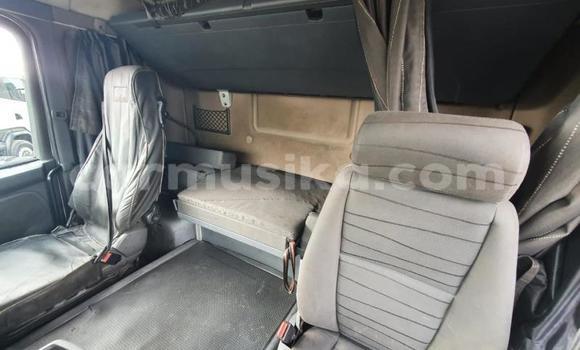 Nunua Ilio tumika Scania R420 Nyeupe Lori ndani ya Beitbridge nchini Matabeleland Kusini Nunua Ilio tumika Scania R420 Nyeupe Lori ndani ya Beitbridge nchini Matabeleland Kusini