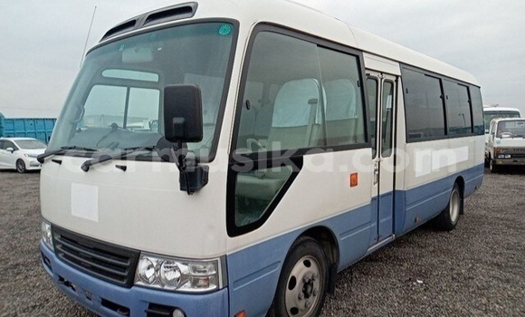 Tenga Tsaru Toyota Coaster Bhuruu Mota in Beitbridge in Matabeleland South Tenga Tsaru Toyota Coaster Bhuruu Mota in Beitbridge in Matabeleland South