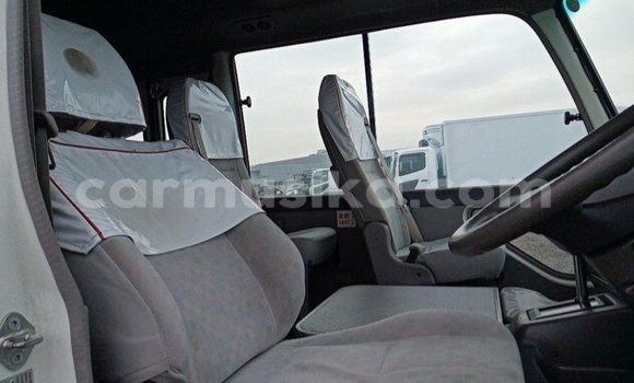 Tenga Tsaru Toyota Coaster Bhuruu Mota in Beitbridge in Matabeleland South Tenga Tsaru Toyota Coaster Bhuruu Mota in Beitbridge in Matabeleland South