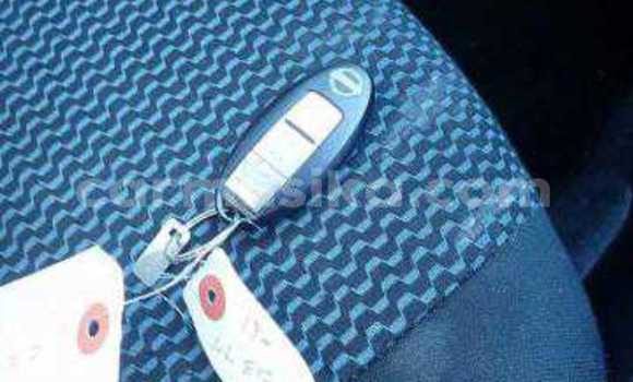 Buy Used Nissan Note Blue Car in Beitbridge in Matabeleland South Buy Used Nissan Note Blue Car in Beitbridge in Matabeleland South